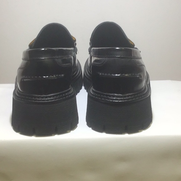 Steve Madden Black Loafers with Gold Accent - Picture 5 of 6